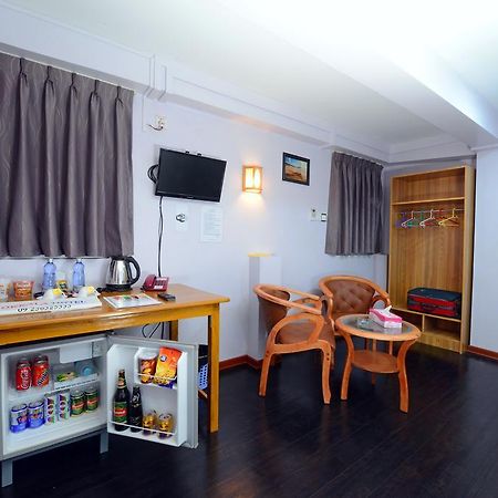 Okkala Hotel Yangon Dış mekan fotoğraf
