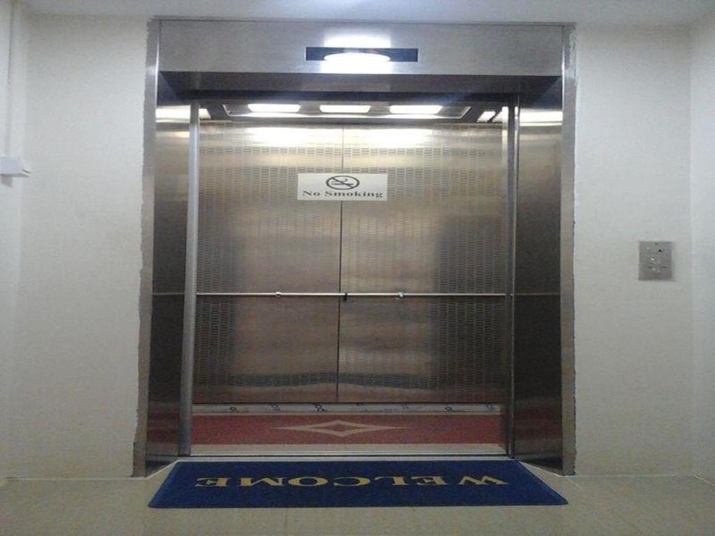 Okkala Hotel Yangon Dış mekan fotoğraf