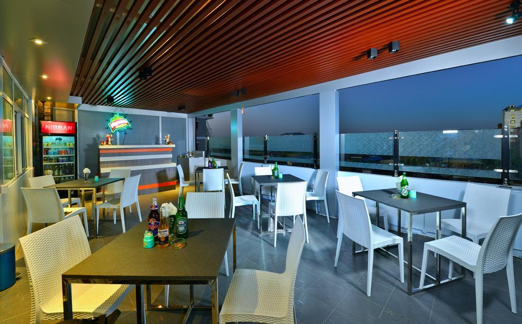 Okkala Hotel Yangon Dış mekan fotoğraf